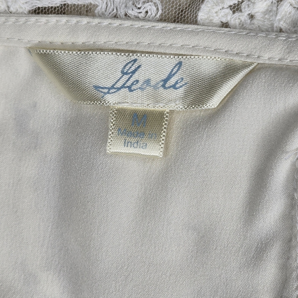 Geode Brand Wedding Dress - Picture 10 of 11